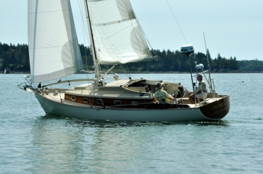 33' sailing yacht